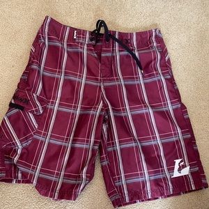 UW Lacrosse Men’s swim trunks